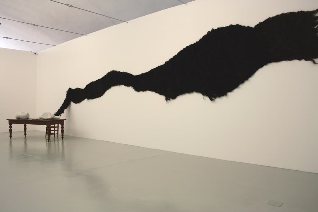 Jannis-Kounellis-veduta-della-msotra-presso-la-Galleria-Christian-Stein-2015-5