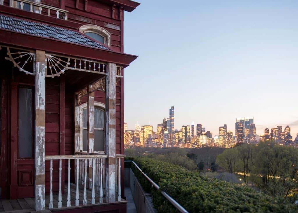 transitional-object-psychobarn-cornelia-parker-met-roof-garden-installation-new-york-usa_dezeen_1568_1 copy